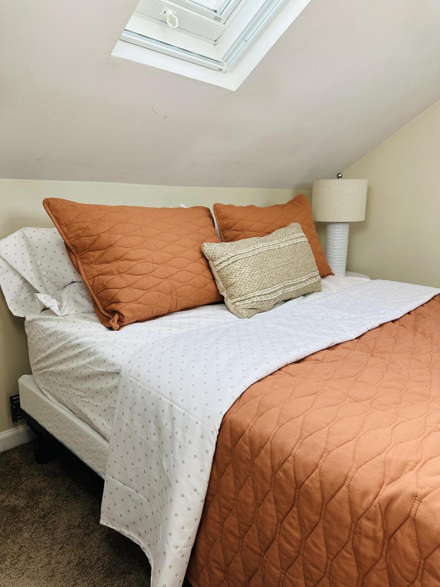 Cozy, Pleasant 2Br Apt In Beach Community! Norwalk Luaran gambar